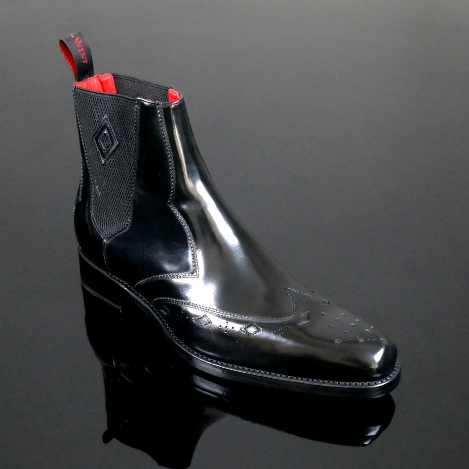 Dexter 'Scimitar' - Wing Tip Chelsea Boot
