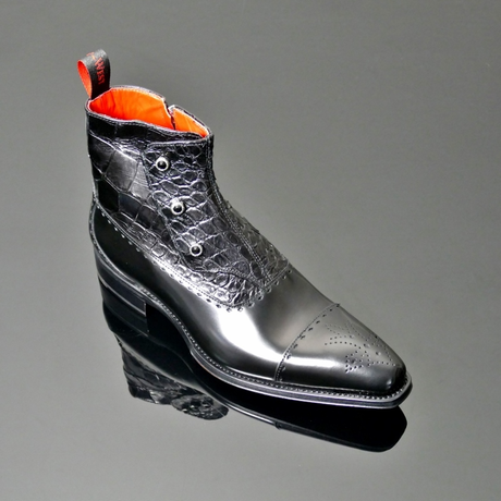 Lugosi 'Dracul' - Coach Stud Zip boot